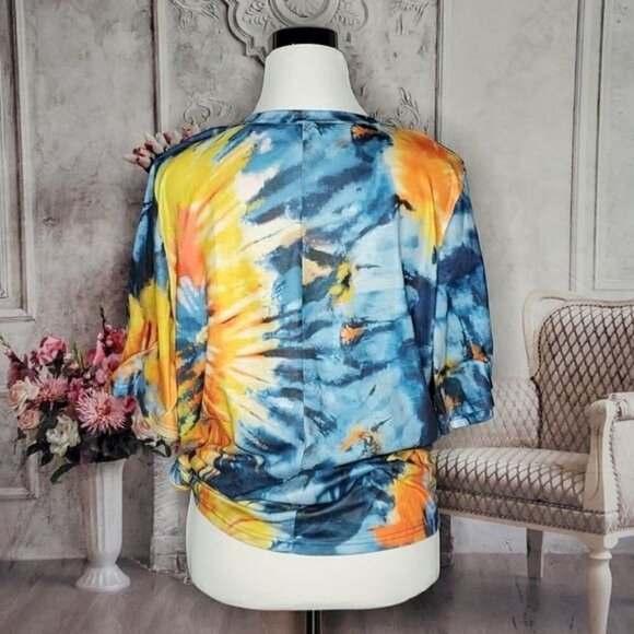 TIE Dye Women's Blue Orange Yellow V-Neck Short Sleeve T-Shirt Top Size Medium - Picture 7 of 10
